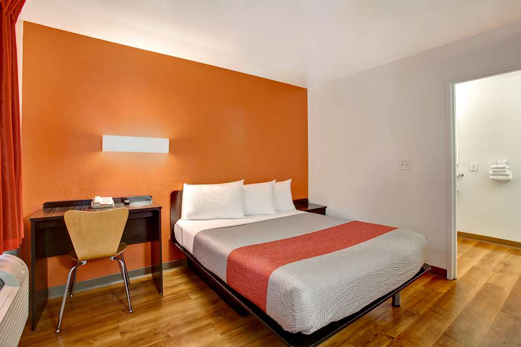 Motel 6 Sunnyvale CA North - photo 16