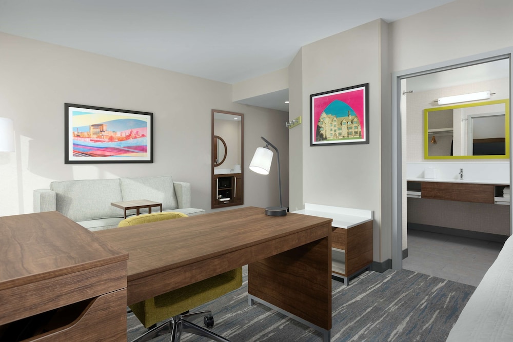 Hampton Inn & Suites Durham University Medical Center - photo 10