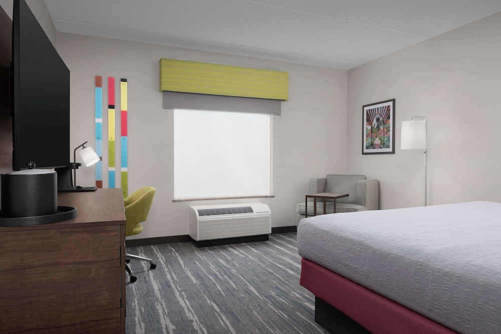 Hampton Inn & Suites Durham North I 85 - photo 12