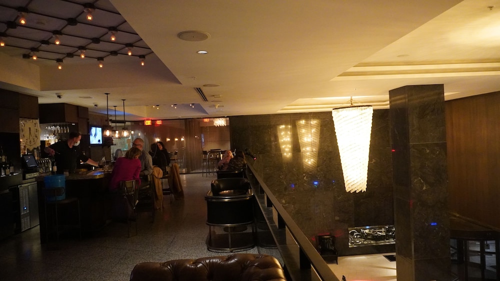 Metropolitan at The 9 Autograph Collection - photo 10