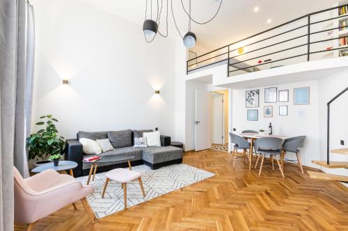 Modern and Bright Apartment in the center of Tbilisi