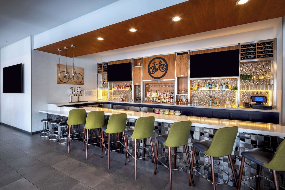 Hilton Garden Inn Redmond Seattle - photo 41