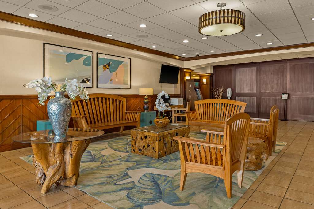 Airport Honolulu Hotel Trademark Collection by Wyndham - photo 11
