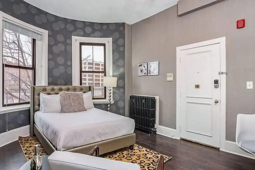 Bay Village Suites - photo 8