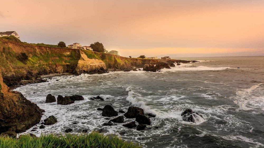 Inn Of The Lost Coast - photo 37