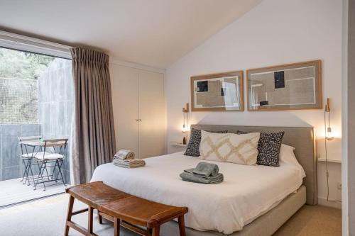 Enchanting Tailor Made Duplex — 4-Star Luxury Hotel in Lisbon, Portugal