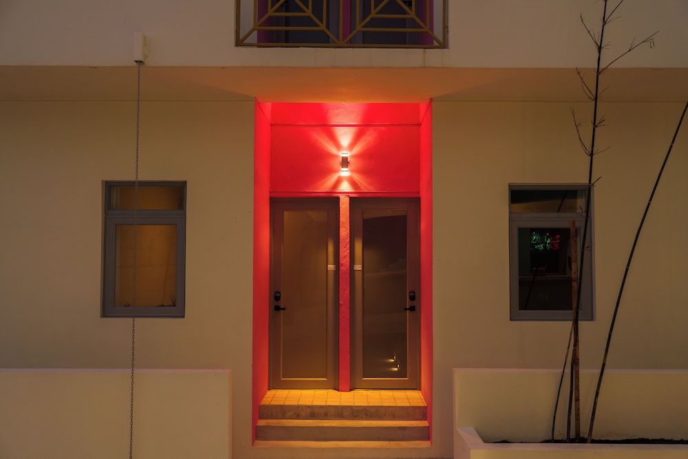 Romeo Gay Hotel - photo 29