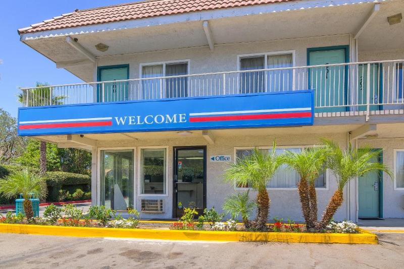 Motel 6 Sepulveda CA Los Angeles Van Nuys N - photo 12