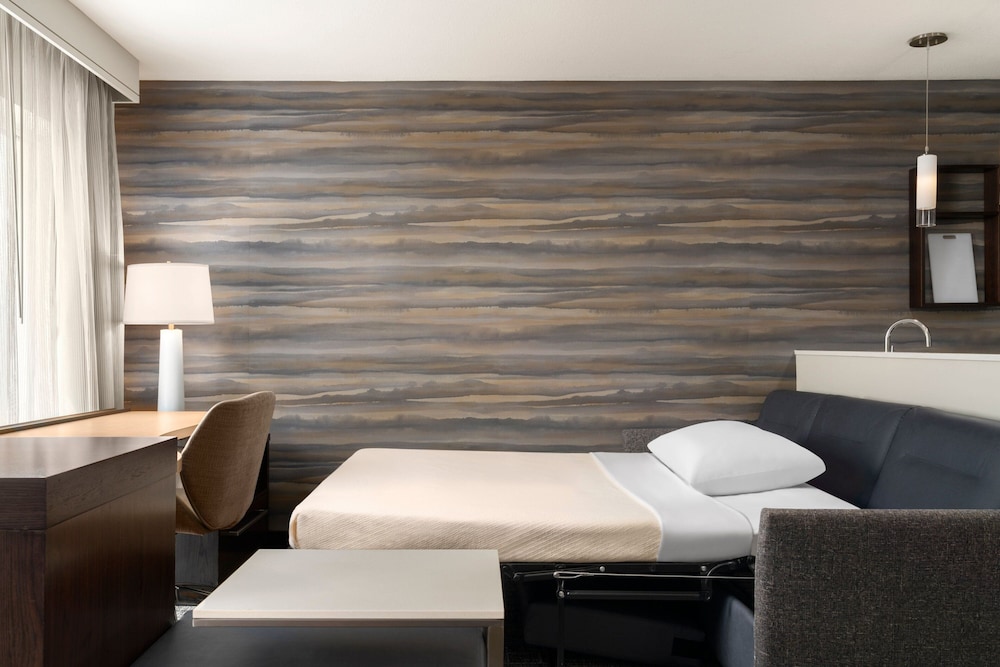 Residence Inn Milwaukee West - photo 7