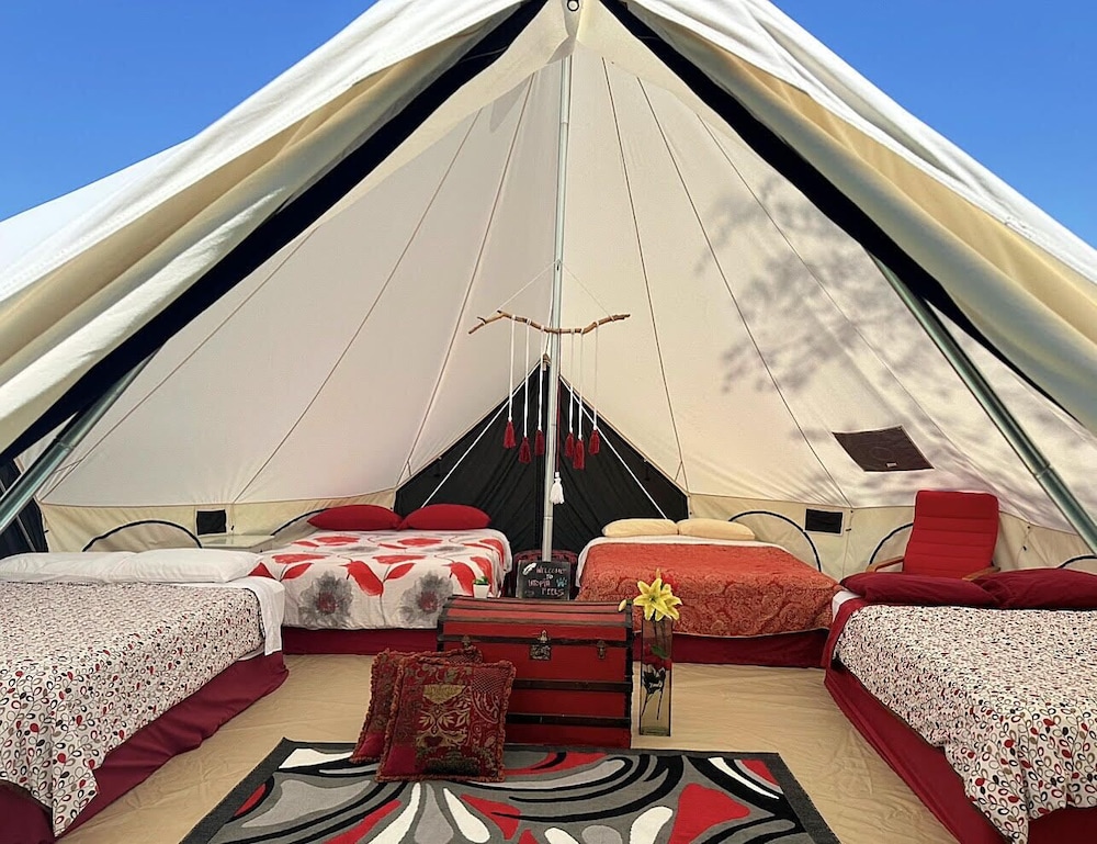 Utopia Feels Botanical Glampground in Vernon, Canada