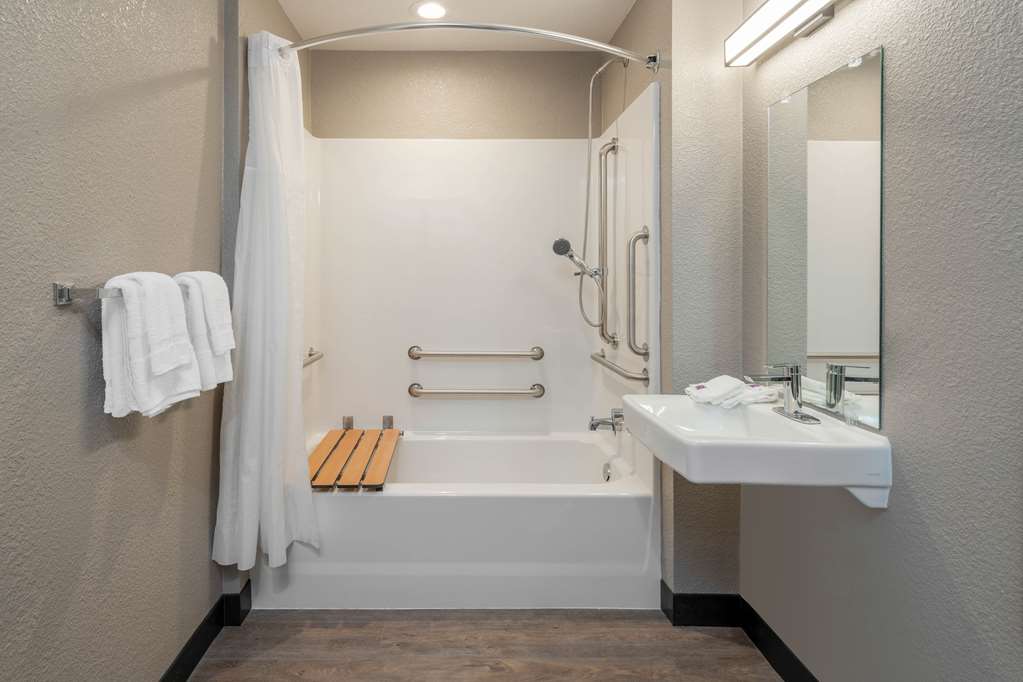 Motel 6 Fontana CA - photo 19