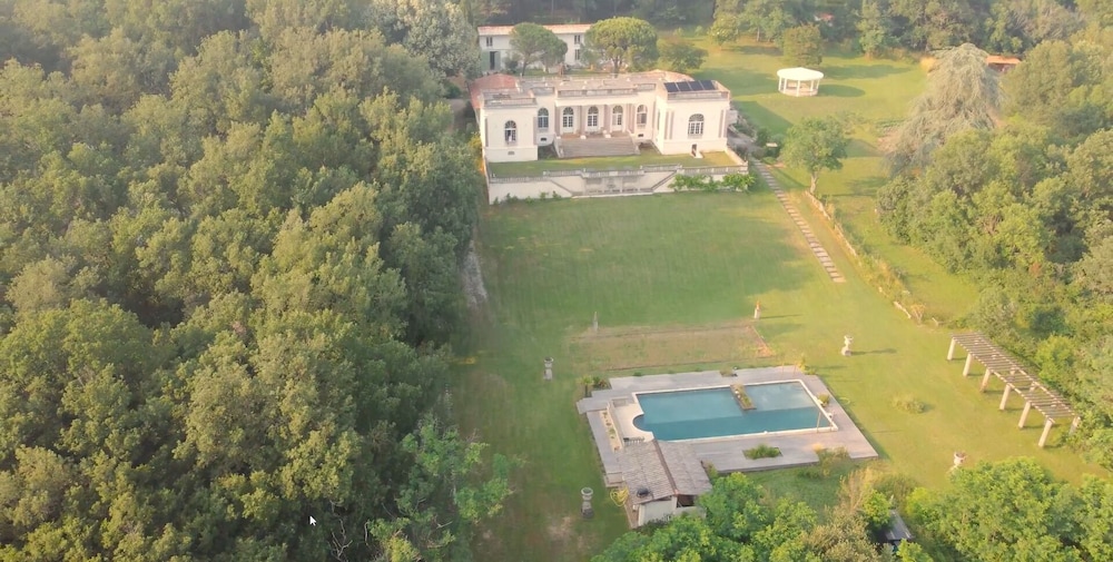 Chateau de Pourpry in Graulhet, France
