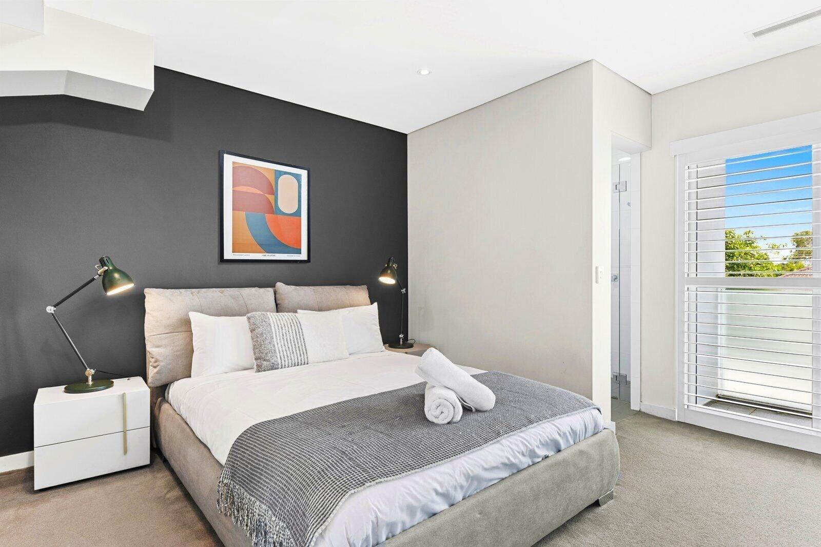 Convenient 4BR with Private Pool close to Airport in Sydney, Australia