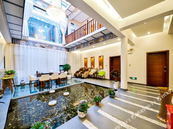 Old Sofia Central Stay - carbon neutral hotel in Sofia