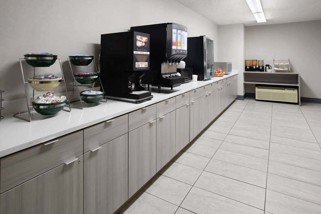 Microtel Inn by Wyndham Raleigh Durham Airport - photo 8
