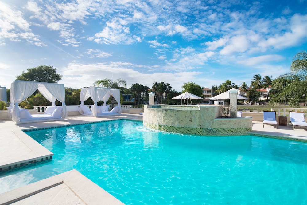 Crown Villas 6 bdrm — 4-Star Luxury Hotel in Puerto Plata, Dominican Republic