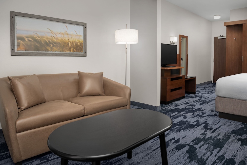 Fairfield Inn & Suites by Marriott Panama City Beach - photo 14