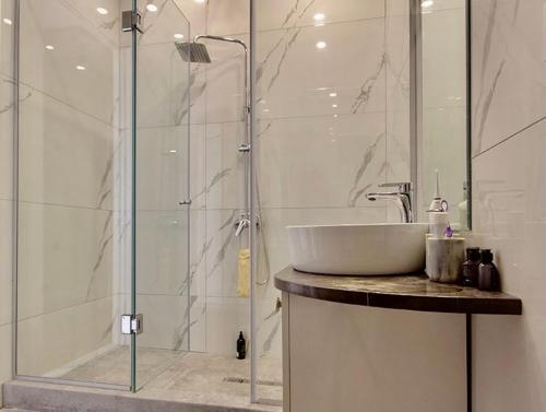 Hotel type rooms on avenue Melikishvili city center