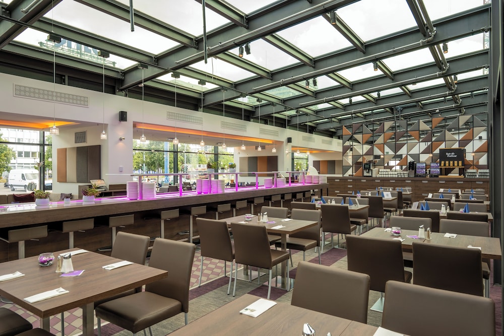 מזון ומשקאות