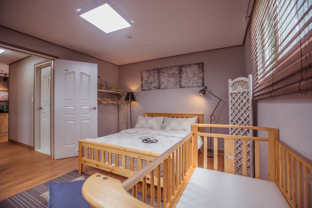 Stay A - last minute hotel in Seogwipo