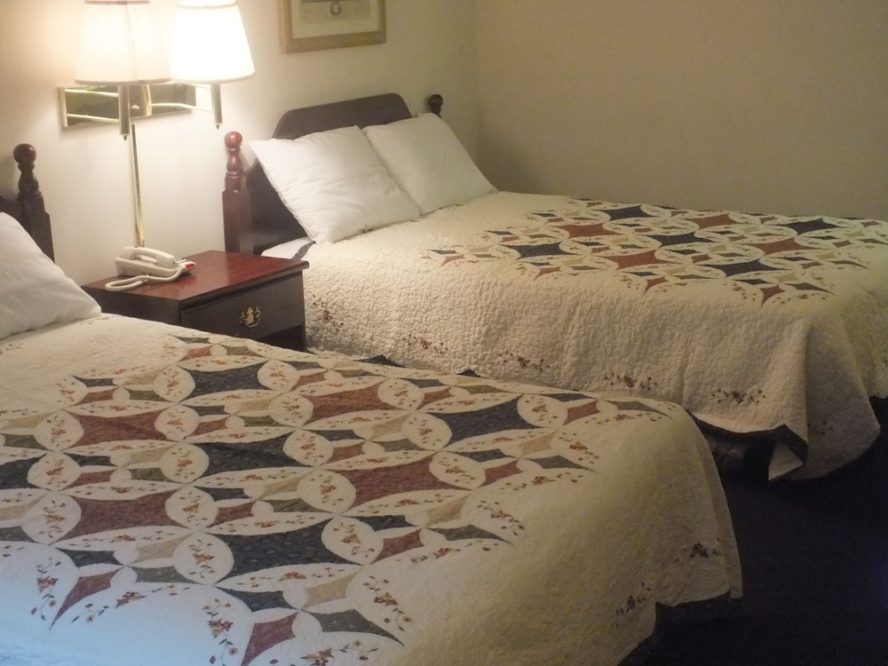 Quality Express Inn & Suites - photo 10