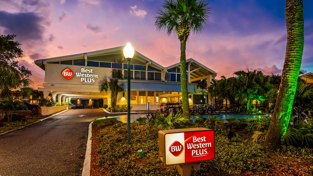 Best Western Plus Yacht Harbor Inn - featured photo