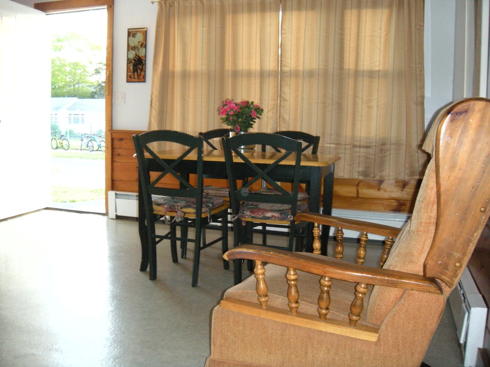 Bass River Motel - photo 27