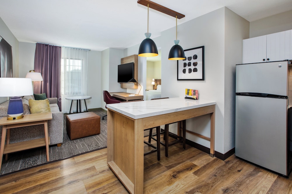 Staybridge Suites Omaha 80th And Dodge - photo 18