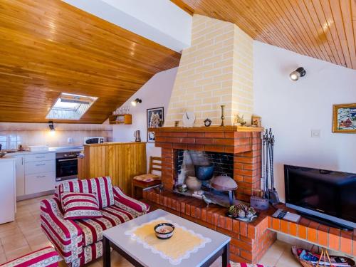 Apartment and Room Cicko One Bedroom Apartment with Terrace and Sea View Attic