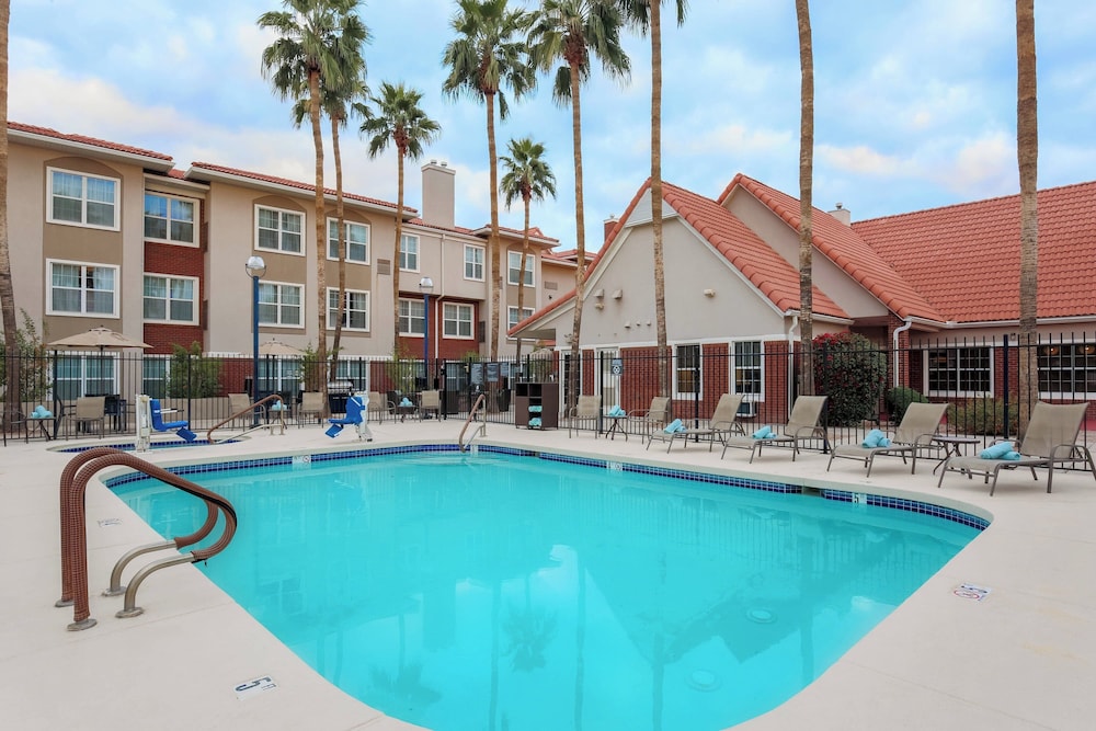 Residence Inn by Marriott Phoenix Chandler Fashion Center - photo 17