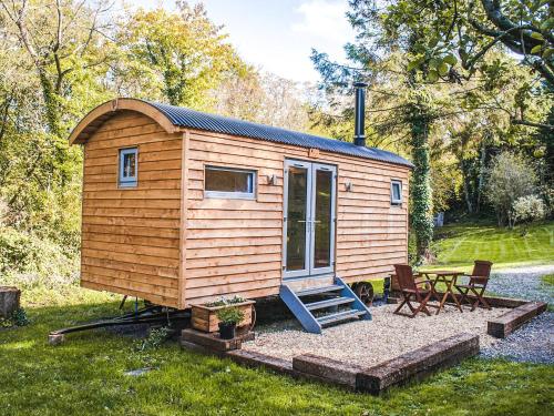 Little Willows - carbon neutral hotel in Potterne