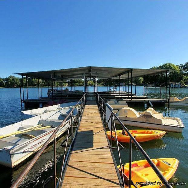 Emerald Isle Resort - photo 4