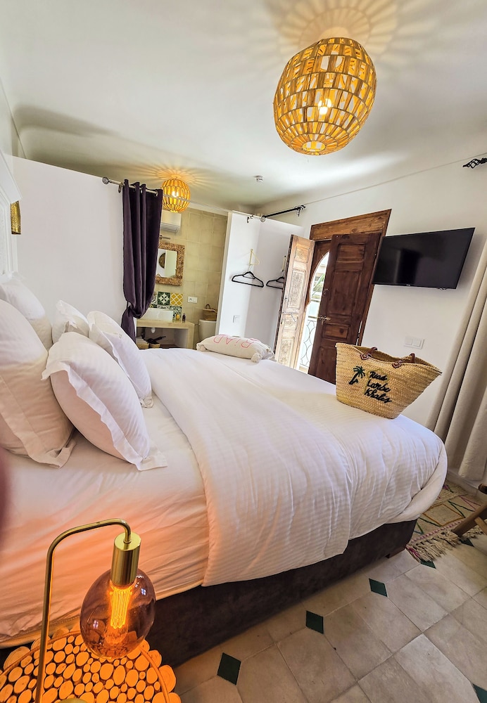 Riad Larbi Khalis — 5-Star Luxury Hotel in Marrakesh, Morocco