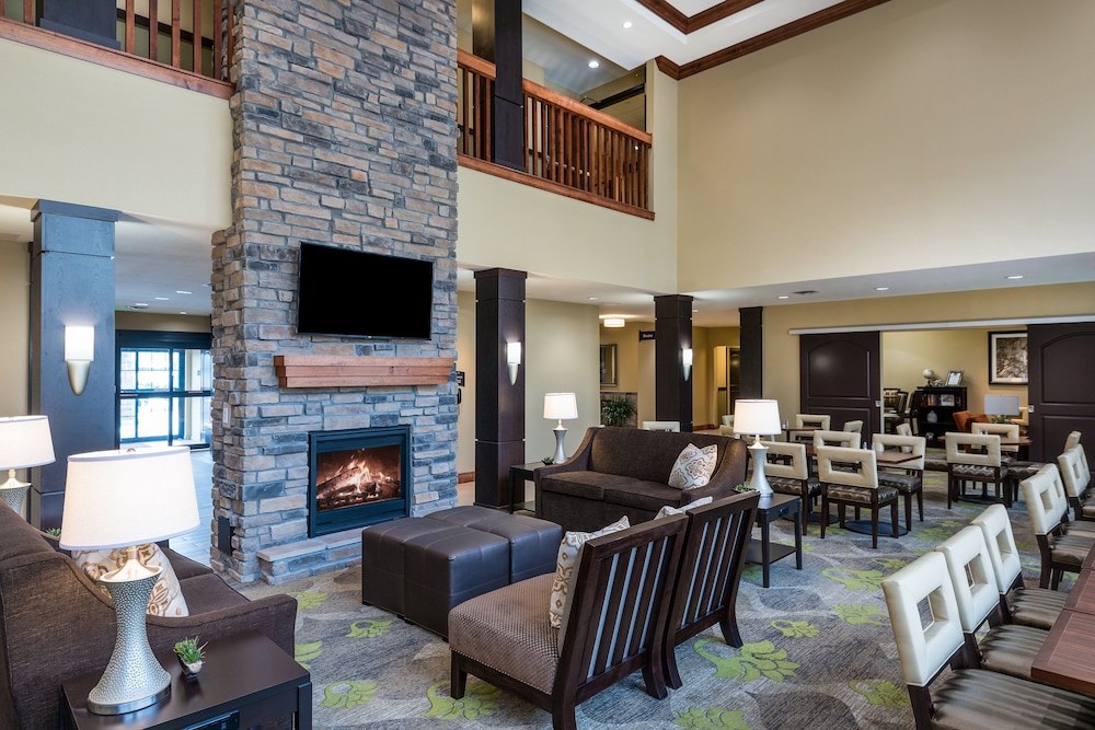 Staybridge Suites Eau Claire Altoona by IHG - photo 42