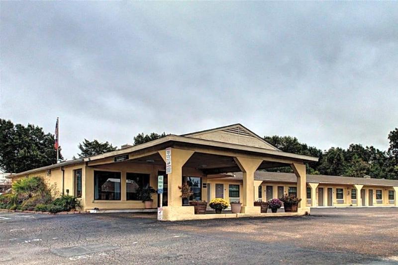 Kingsway Inn - photo 15