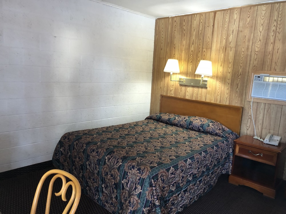 Sun 'N Snow Hotel - photo 39