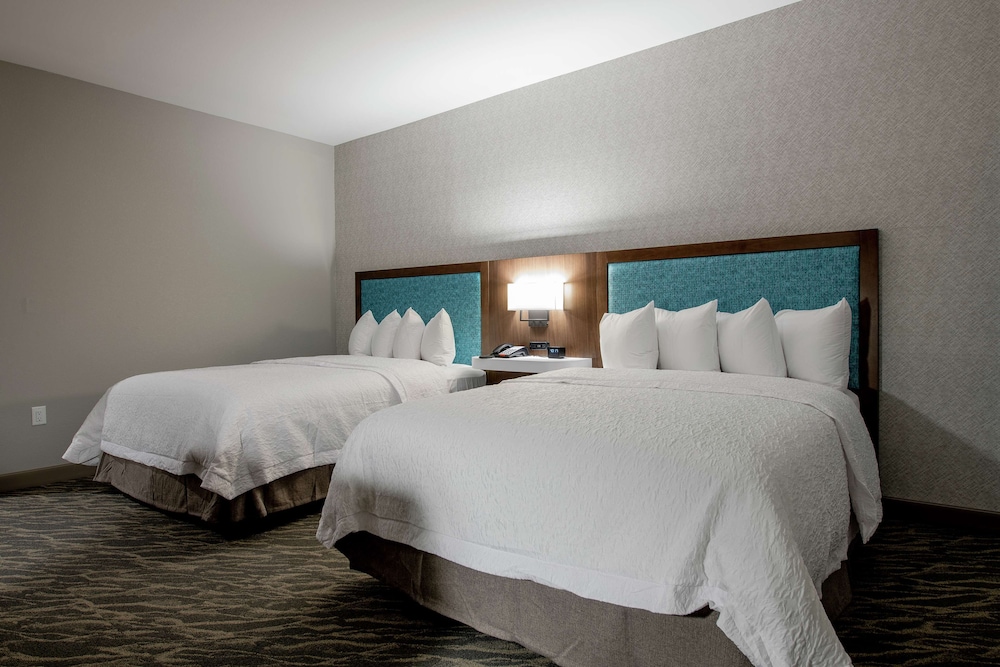 Hampton Inn & Suites Duncanville Dallas - photo 17
