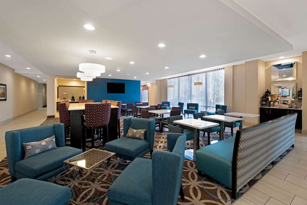 La Quinta Inn & Suites by Wyndham West Monroe - photo 29
