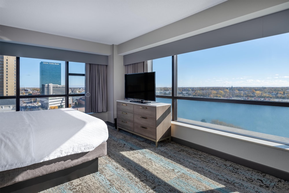 Homewood Suites by Hilton Toledo Downtown - photo 32