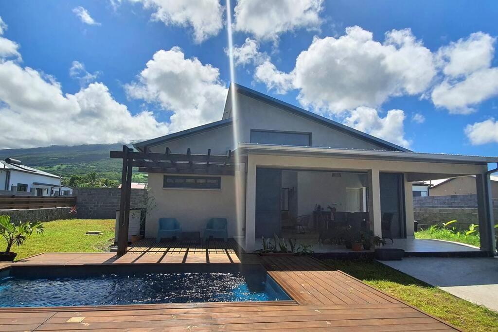 Villa Sud Sauvage — 4-Star Luxury Hotel in Saint-Philippe, Réunion