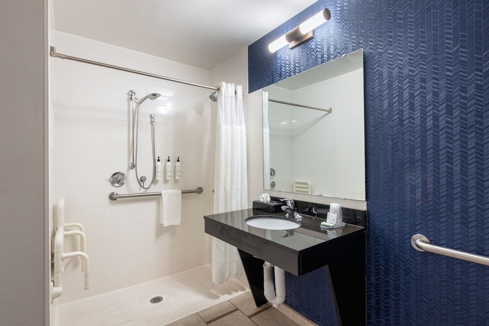 Fairfield Inn & Suites by Marriott Smithfield Selma I 95 - photo 25