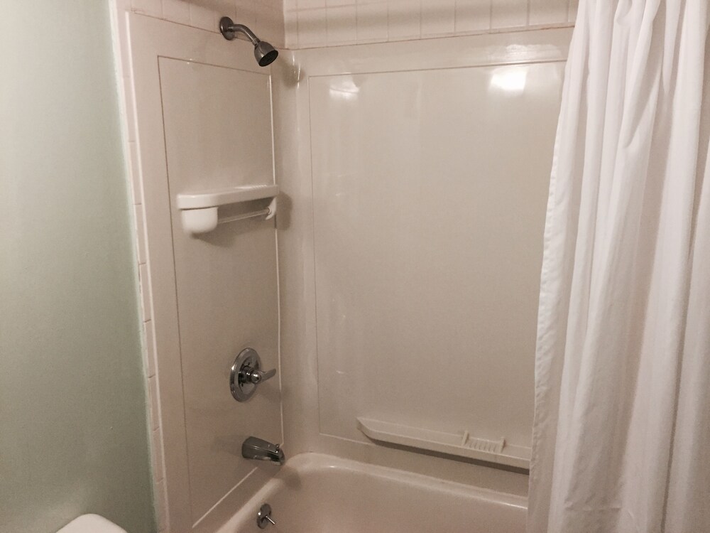 Executive Inn Marianna - photo 14