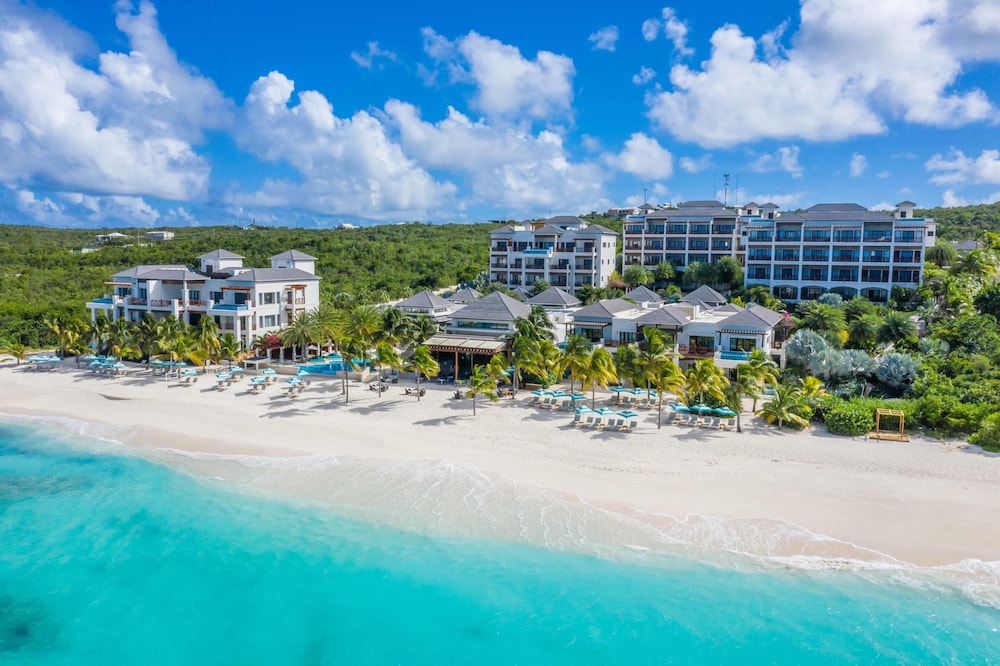Zemi Beach House LXR Hotels & Resorts