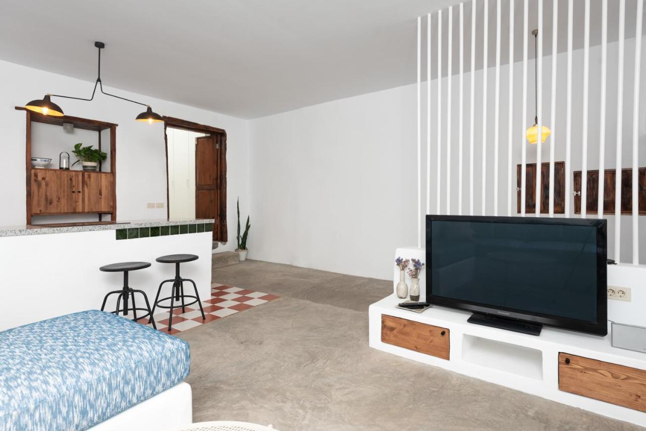 Casita Tradicional Canaria En Garachico Sanroquito18 — 4-Star Luxury Hotel in Garachico, Spain