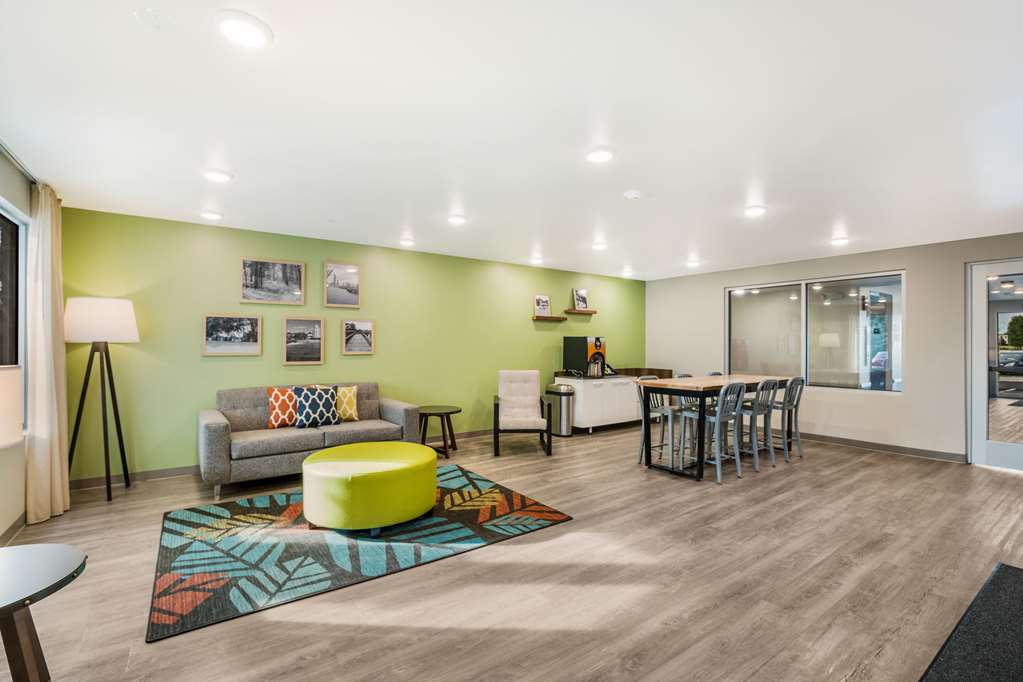 WoodSpring Suites Elgin Chicago - photo 7