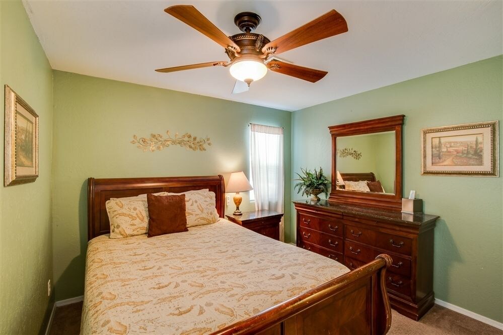 Dream Manor Inn - photo 10