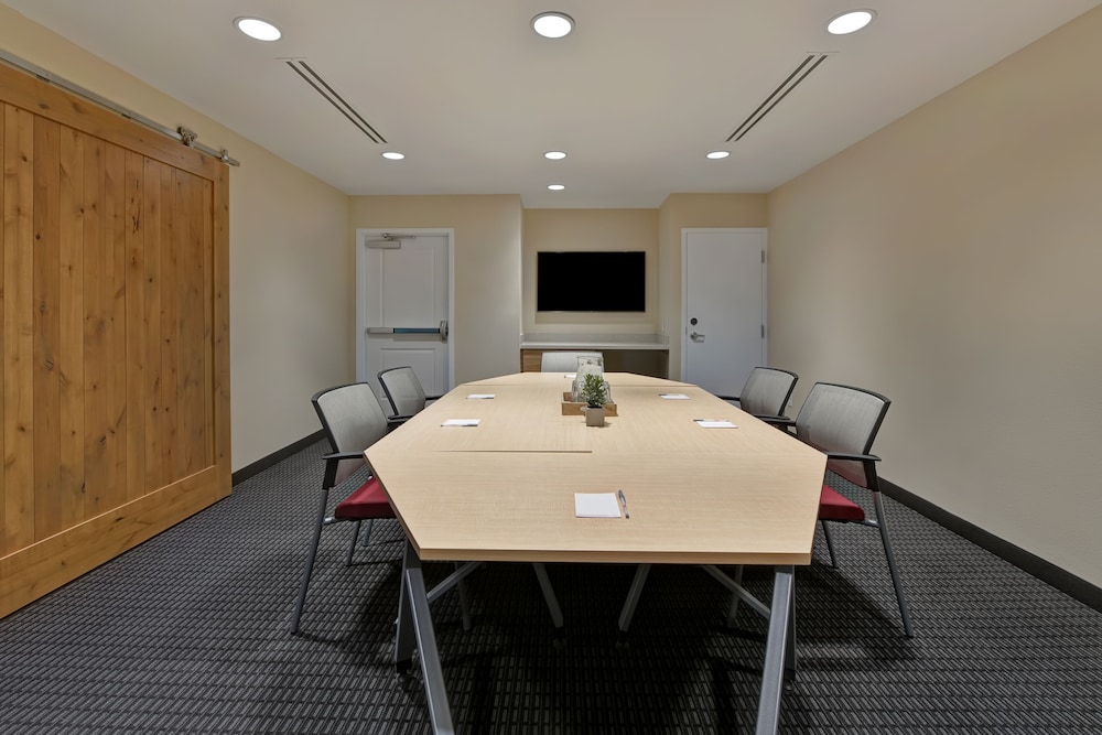 TownePlace Suites by Marriott El Paso East I 10 - photo 39