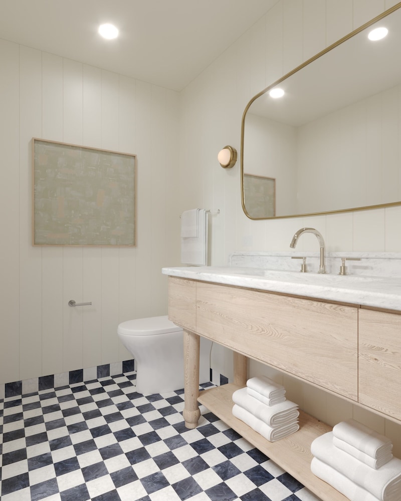 Bay Shores Peninsula Hotel - photo 12
