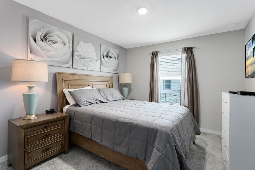 Luxury Town With Splash Pool In Solara Resort 4 Bedroom Townhouse by RedAwning - photo 4
