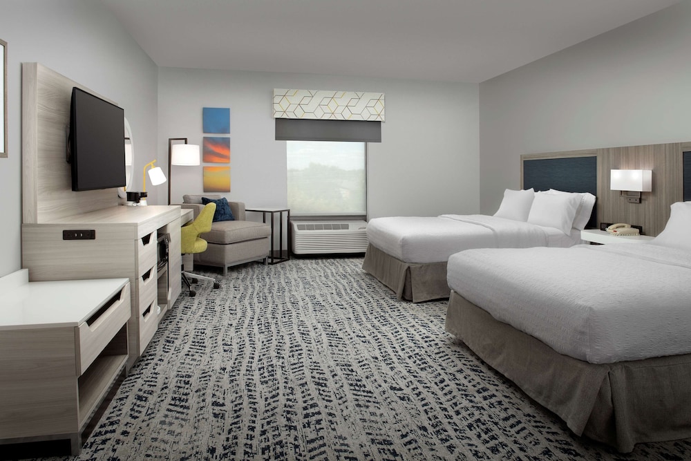 Hampton Inn Duncan - photo 17